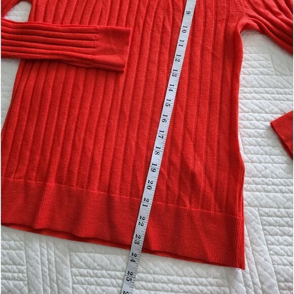 Banana Republic 100% merino wool long sleeve crewneck sweater - Picture 7 of 8